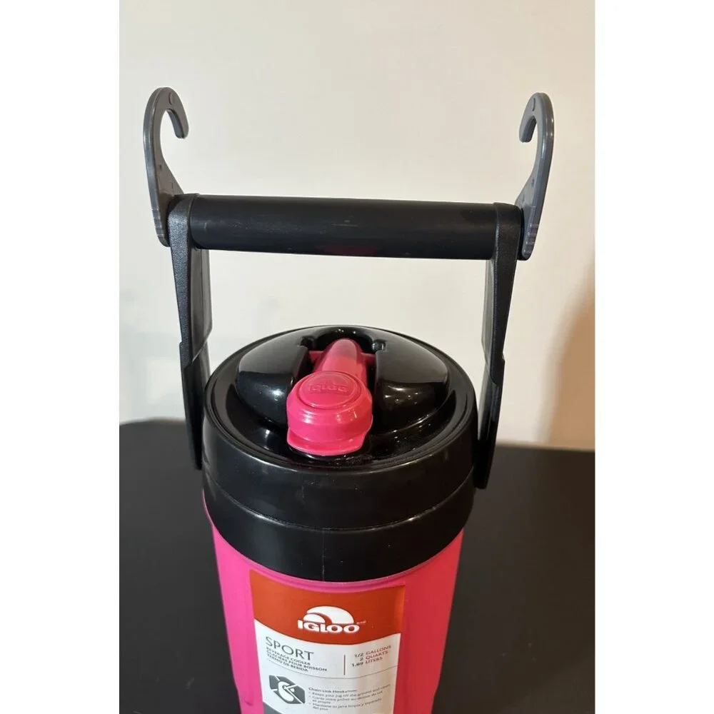 New Igloo Sport Beverage Cooler 1/2‎ Gallon Capacity With Hooks- Pink - Picture 8 of 9